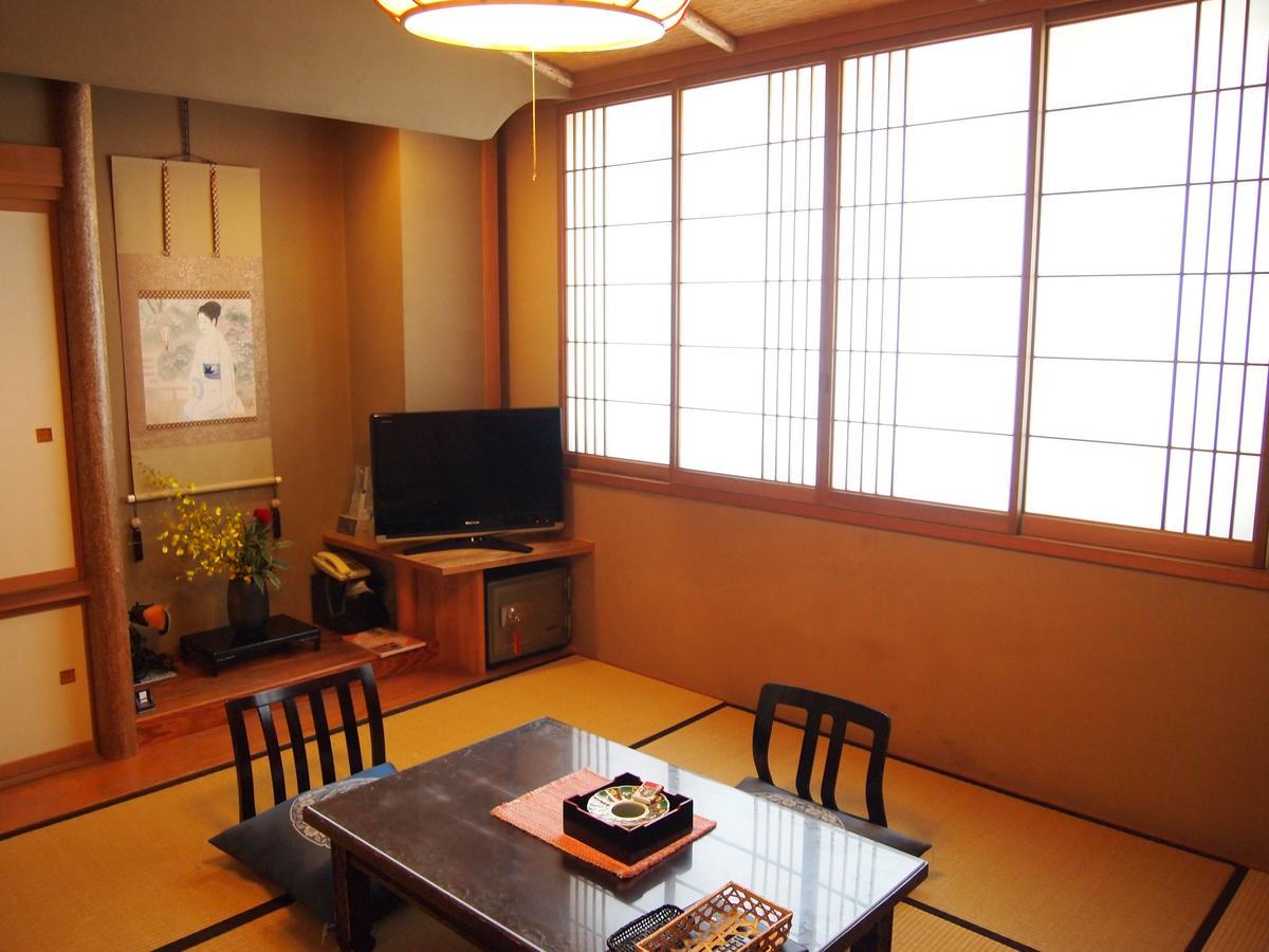 Chuo Hotel Chikuma Exteriér fotografie