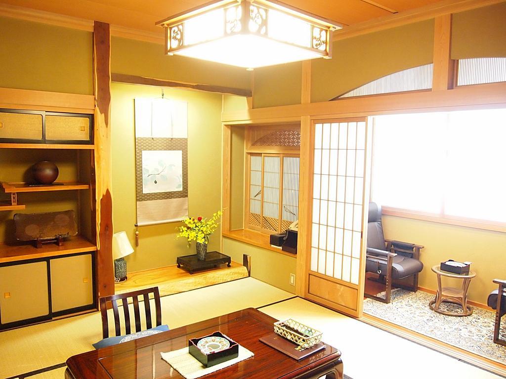 Chuo Hotel Chikuma Exteriér fotografie